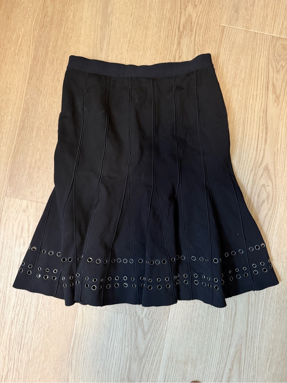 Per Se Black A-Line Eyelet Hem Skirt